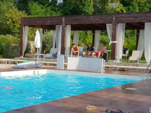 One bedroom appartement with shared pool and wifi at Montalto delle Marche