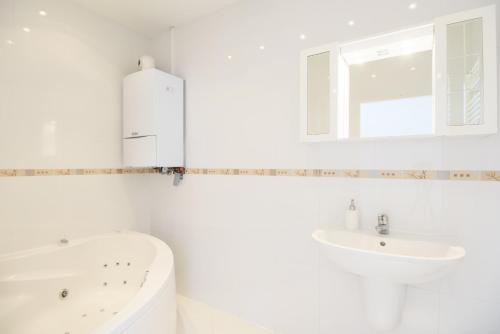 Vienna-apartment-one Schmidgasse - image 13