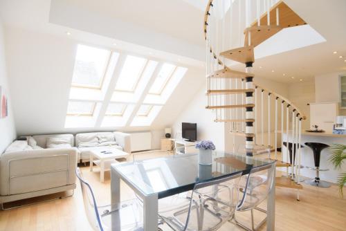 Four-Bedroom Apartment image 10