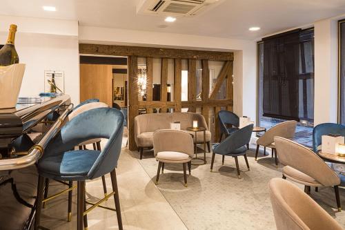 Hotel Relais Saint Jean Troyes - 바/라운지