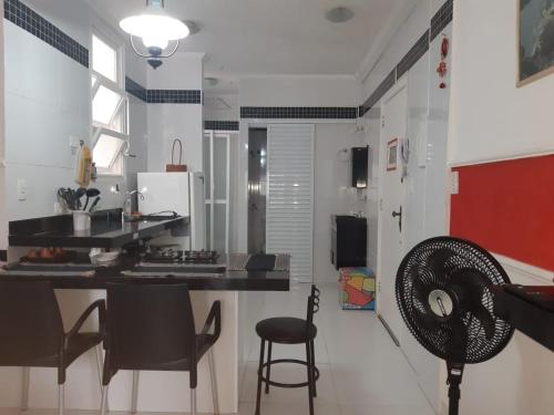 Kitnet em Guaruja - Pitangueiras (sem garagem)