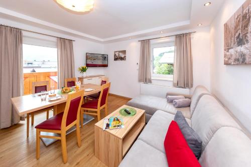 Elto Appartements Chalet Room Type - Family Apartment with Balcony