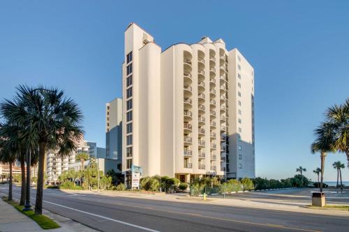 Ocean-view Condo in the Heart of Myrtle Beach - image 3