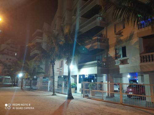 Exterior view, Apartamento com varanda, 3 Dormitorios, Guaruja - Enseada near Bill E Pepa