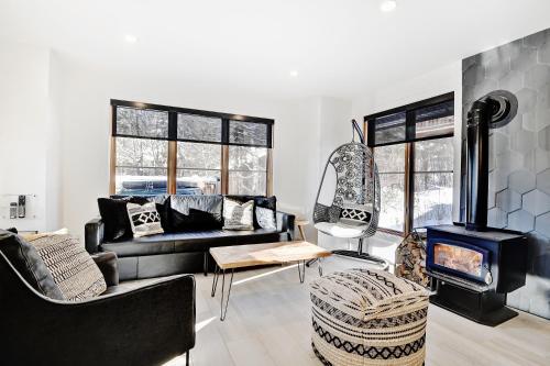 Chalets Alpins - 14 Chemin Alpin in Stoneham (QC)