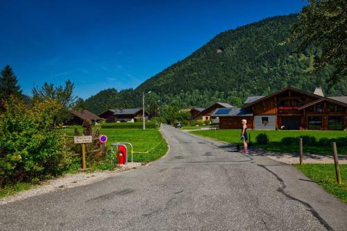 Lovely 2 Bed Apartment in Morzine with garden