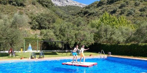 卡瓦尼亞斯希梅拉德利瓦爾鄉村民宿 (Cabanas Jimera de Libar) in 利巴爾希梅拉