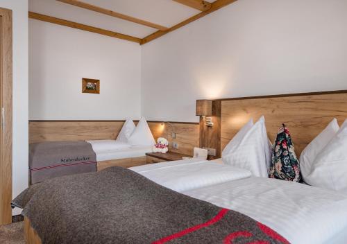 Apartments & Garni Alpenrose - image 10