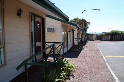 West City Motel photo