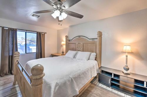 Cozy Home with Large Yard 2 Mi to Lake Havasu! - image 6