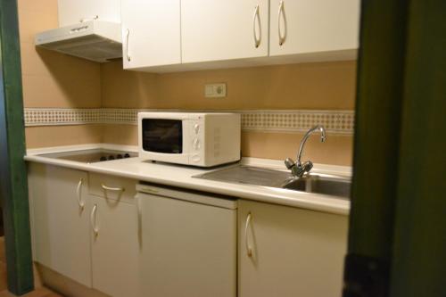 Apartamentos GHM Plaza - image 12