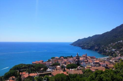 Bungalow with 2 bedrooms in Marina di Camerota with enclosed garden 60 m from the beach - image 8