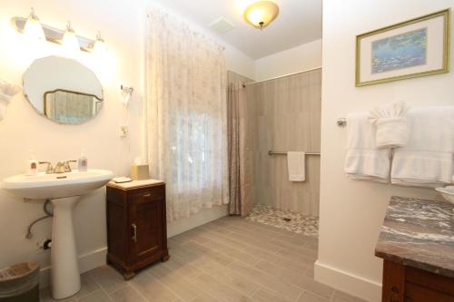 King Room - Disability Access