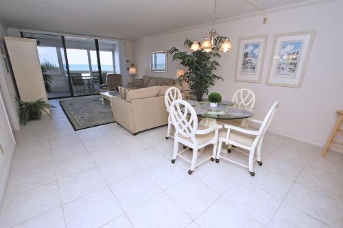 Redington Towers III 3-D by Florida Lifestyle Vacation Rentals - image 4