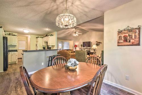Hot Springs Apt with Grill Less Than 2 Mi to Lake Coronado! in Hot Springs Village, USA