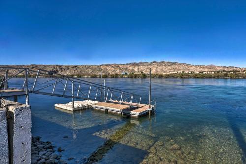 Pet-Friendly Retreat - 1 Block to Colorado River! - Tap to explore photos