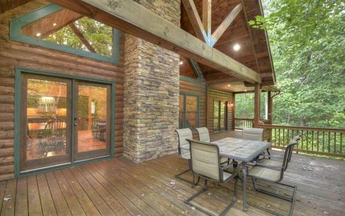 Dogwood Retreat - GREAT FAMILY RETREAT TIME IN THE NORTH GEORGIA MOUNTAINS OF BLUE RIDGE in เอเธนส์ (TN)