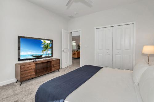 Storey Lake Resort 5 Bedroom Vacation Home with Pool (2019) - image 4