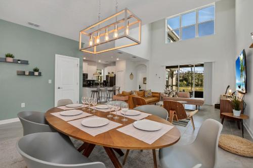Storey Lake Resort 5 Bedroom Vacation Home with Pool (2019) - image 5