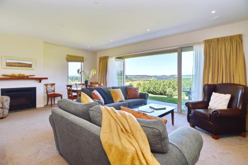 Skats, High Country Villa 239 - Canterbury Terrace Downs in Windwhistle