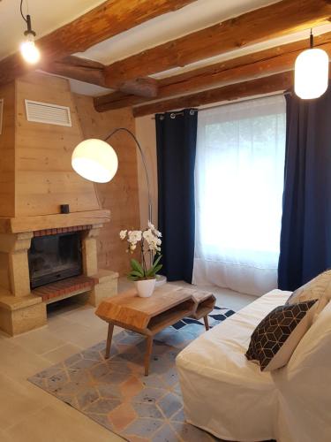 Entre lacs et montagnes Esery gîte à louer Esserts-Salève