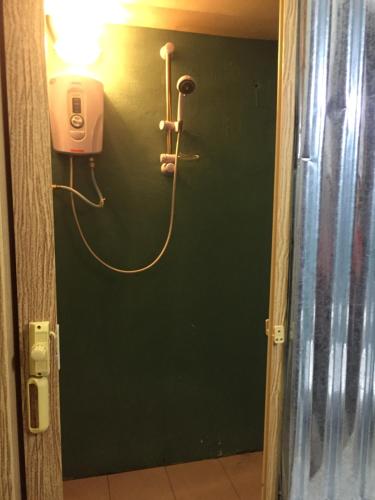 Hikers Sleep Port Guesthouse