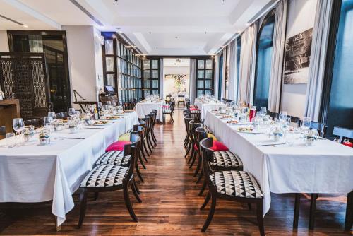 Restaurant, Gracie Art Hotel near Yu Xiang Qing