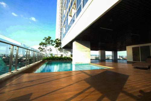 Strategic Best View @ 2BR Menteng Park Apartment By Travelio - image 3