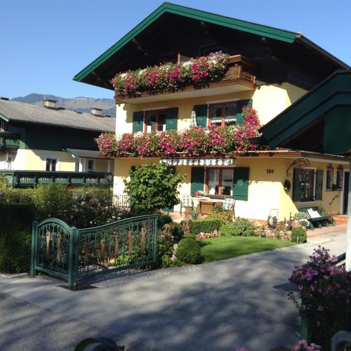 Ferienwohnung Neureiter, Pension in Golling an der Salzach bei Scheffau am Tennengebirge