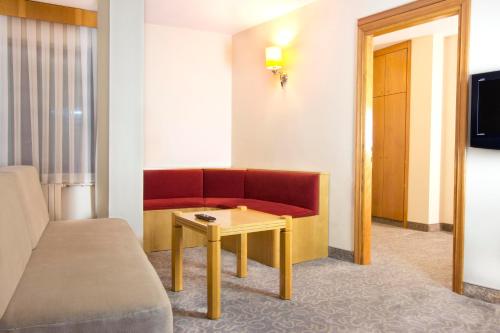 Ilkay Hotel, Istanbul (photo 2)