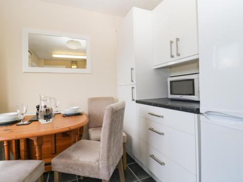 Jay Cottage - image 4