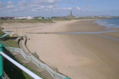 Picture of Tynemouth Beach Apartment - 2 Min Walk To Beach