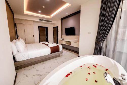 Suite, executive