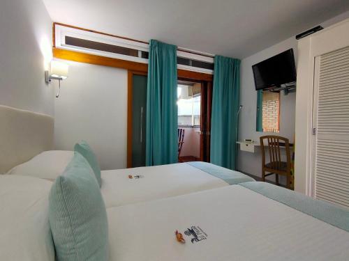 Apartamentos El Paseo