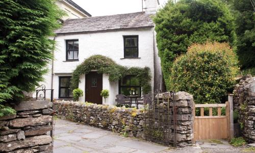 Burrow Cottage in Bowness-on-Windermere South