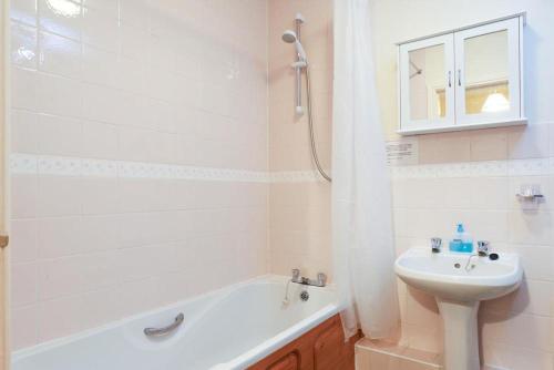 Ramblers Rest - image 3