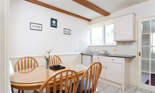 Stone Howe, Ambleside (photo 9)