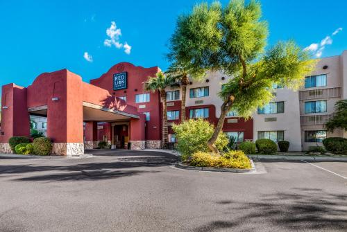 Red Lion Inn & Suites Goodyear