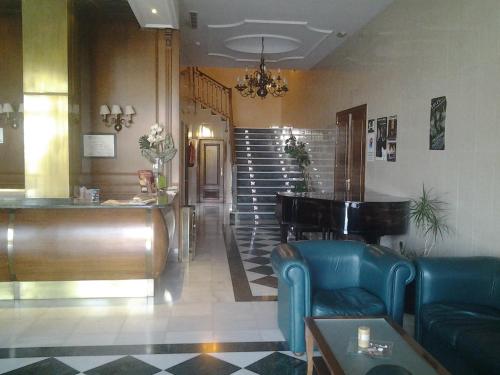 Hotel Lozano - image 10