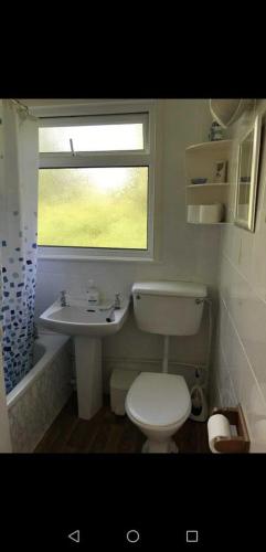 2 Bedroom Chalet near the Beach