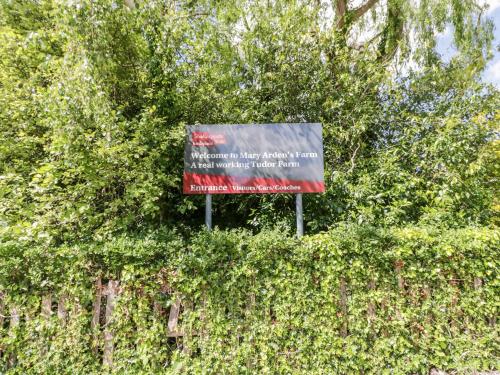 Heath Cottage - image 13