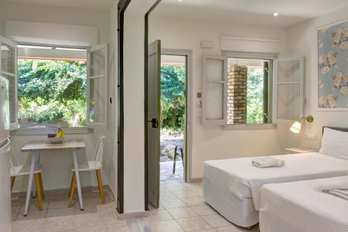 Seascape Elegant Residence - image 12