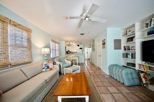 Gulf Getaway - image 4