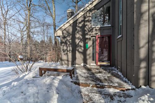Jack Frost Ski Resort Townhome with Fireplace!