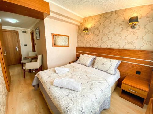 Mekke Hotel Istanbul - main image