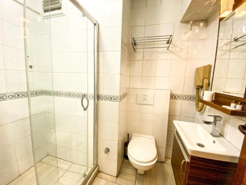 Mekke Hotel Istanbul - image 2