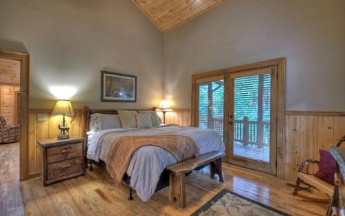 Dogwood Retreat - GREAT FAMILY RETREAT TIME IN THE NORTH GEORGIA MOUNTAINS OF BLUE RIDGE in เอเธนส์ (TN)