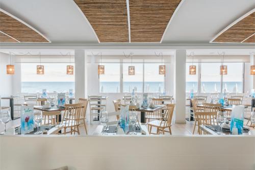 Hotel Atolon - main image