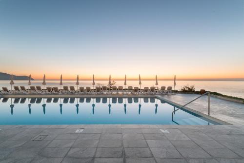 Hotel Atolon - image 2