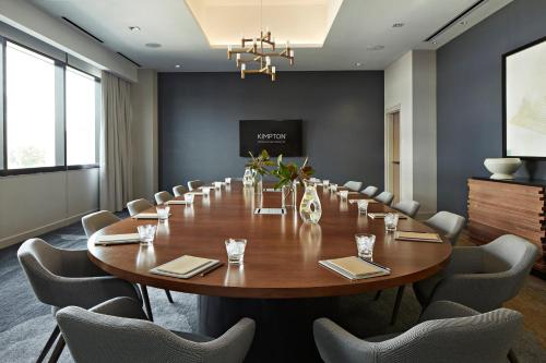 281586348 Kimpton Sawyer Hotel by IHG